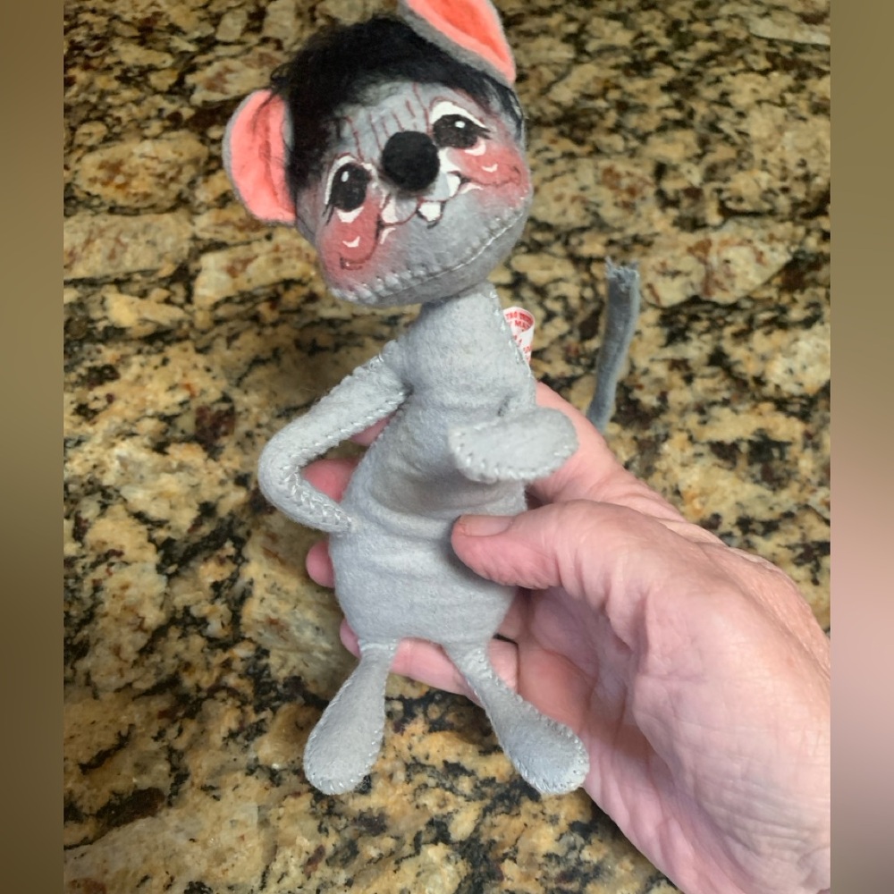 Vintage Annalee Posable Felt Mouse